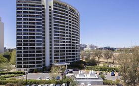 Breakfree Capital Tower Apartments